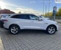 Ягуар Ф-Пейс, объемом двигателя 2 л и пробегом 157 тыс. км за 16990 $, фото 4 на Automoto.ua