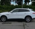 Ягуар Ф-Пейс, объемом двигателя 2 л и пробегом 121 тыс. км за 24990 $, фото 5 на Automoto.ua