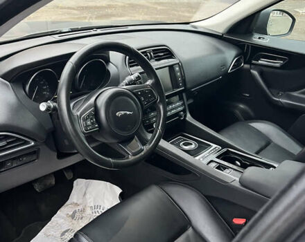 Ягуар Ф-Пейс, объемом двигателя 0 л и пробегом 145 тыс. км за 15900 $, фото 11 на Automoto.ua