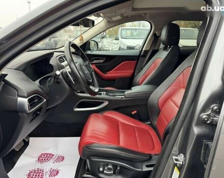 Ягуар Ф-Пейс, объемом двигателя 2 л и пробегом 92 тыс. км за 28500 $, фото 13 на Automoto.ua