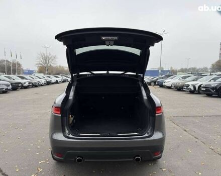 Ягуар Ф-Пейс, объемом двигателя 2 л и пробегом 92 тыс. км за 28500 $, фото 8 на Automoto.ua