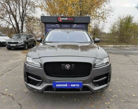 Ягуар Ф-Пейс, объемом двигателя 2 л и пробегом 92 тыс. км за 28500 $, фото 1 на Automoto.ua