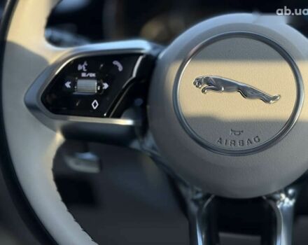 Ягуар Ф-Пейс, объемом двигателя 2 л и пробегом 15 тыс. км за 44500 $, фото 13 на Automoto.ua