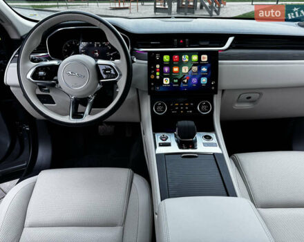 Ягуар Ф-Пейс, об'ємом двигуна 2 л та пробігом 46 тис. км за 46700 $, фото 35 на Automoto.ua