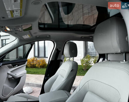 Ягуар Ф-Пейс, об'ємом двигуна 2 л та пробігом 46 тис. км за 46700 $, фото 22 на Automoto.ua