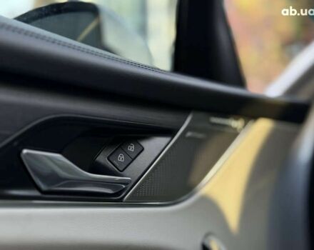 Ягуар Ф-Пейс, объемом двигателя 2 л и пробегом 15 тыс. км за 44500 $, фото 16 на Automoto.ua