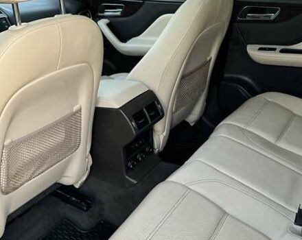 Серый Ягуар Ф-Пейс, объемом двигателя 2 л и пробегом 180 тыс. км за 18900 $, фото 34 на Automoto.ua