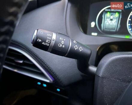 Серый Ягуар Ф-Пейс, объемом двигателя 2 л и пробегом 146 тыс. км за 22490 $, фото 15 на Automoto.ua