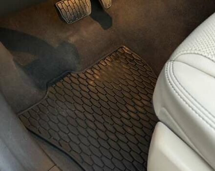 Серый Ягуар Ф-Пейс, объемом двигателя 2 л и пробегом 180 тыс. км за 18900 $, фото 47 на Automoto.ua