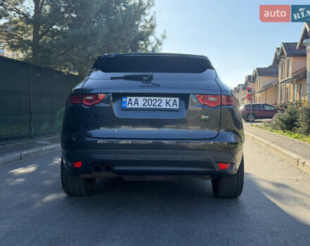 Серый Ягуар Ф-Пейс, объемом двигателя 2 л и пробегом 131 тыс. км за 27500 $, фото 7 на Automoto.ua