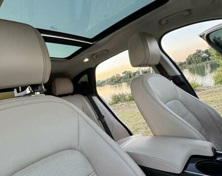 Серый Ягуар Ф-Пейс, объемом двигателя 2 л и пробегом 180 тыс. км за 18900 $, фото 46 на Automoto.ua