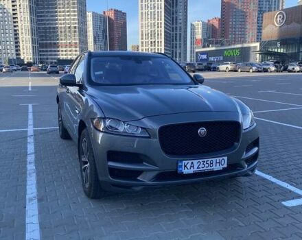 Серый Ягуар Ф-Пейс, объемом двигателя 3 л и пробегом 103 тыс. км за 28000 $, фото 7 на Automoto.ua