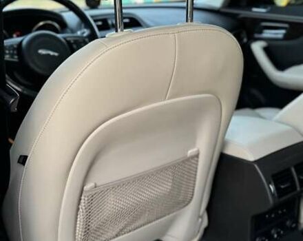 Серый Ягуар Ф-Пейс, объемом двигателя 2 л и пробегом 180 тыс. км за 18900 $, фото 35 на Automoto.ua