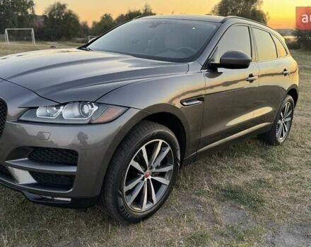 Серый Ягуар Ф-Пейс, объемом двигателя 2 л и пробегом 180 тыс. км за 18900 $, фото 10 на Automoto.ua