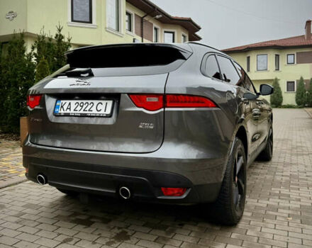 Серый Ягуар Ф-Пейс, объемом двигателя 3 л и пробегом 100 тыс. км за 23500 $, фото 10 на Automoto.ua