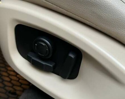 Серый Ягуар Ф-Пейс, объемом двигателя 2 л и пробегом 180 тыс. км за 18900 $, фото 48 на Automoto.ua