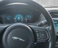 Серый Ягуар Ф-Пейс, объемом двигателя 2 л и пробегом 200 тыс. км за 23900 $, фото 34 на Automoto.ua