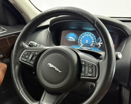 Ягуар Ф-Пейс 2016 в Одессе на Automoto.ua Серый Ягуар Ф-Пейс, объемом двигателя 2 л и пробегом 150 тыс. км за 25000 $, фото 19 на Automoto.ua