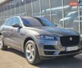 Серый Ягуар Ф-Пейс, объемом двигателя 2 л и пробегом 182 тыс. км за 19999 $, фото 1 на Automoto.ua