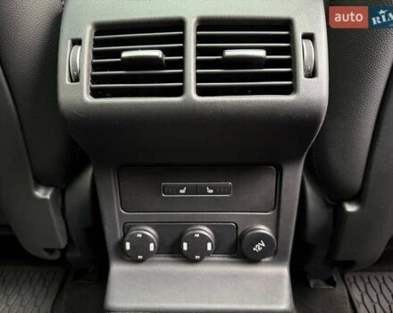 Сірий Ягуар Ф-Пейс, об'ємом двигуна 3 л та пробігом 147 тис. км за 22990 $, фото 27 на Automoto.ua