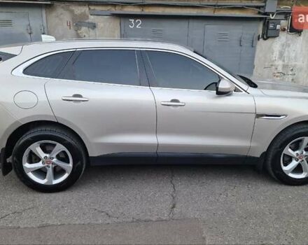 Серый Ягуар Ф-Пейс, объемом двигателя 2 л и пробегом 164 тыс. км за 25400 $, фото 15 на Automoto.ua