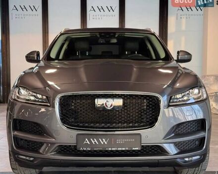 Серый Ягуар Ф-Пейс, объемом двигателя 2.99 л и пробегом 161 тыс. км за 25990 $, фото 1 на Automoto.ua