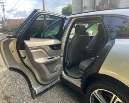 Ягуар Ф-Пейс 2017 у Києві на Automoto.ua Сірий Ягуар Ф-Пейс, об'ємом двигуна 3 л та пробігом 69 тис. км за 4900 $, фото 11 на Automoto.ua