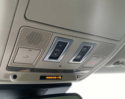 Сірий Ягуар Ф-Пейс, об'ємом двигуна 2 л та пробігом 171 тис. км за 17999 $, фото 45 на Automoto.ua