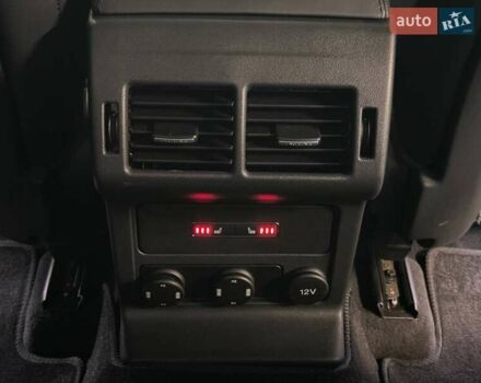 Серый Ягуар Ф-Пейс, объемом двигателя 3 л и пробегом 161 тыс. км за 27900 $, фото 40 на Automoto.ua