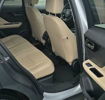 Сірий Ягуар Ф-Пейс, об'ємом двигуна 2 л та пробігом 118 тис. км за 22500 $, фото 13 на Automoto.ua