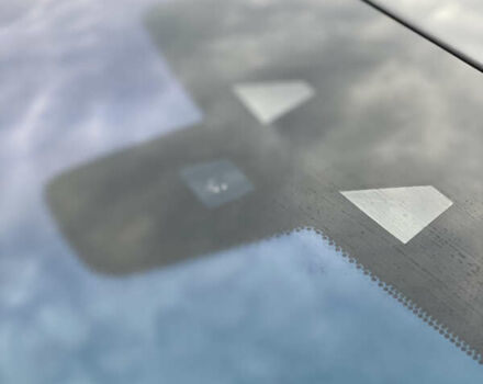 Сірий Ягуар Ф-Пейс, об'ємом двигуна 2 л та пробігом 171 тис. км за 17999 $, фото 22 на Automoto.ua