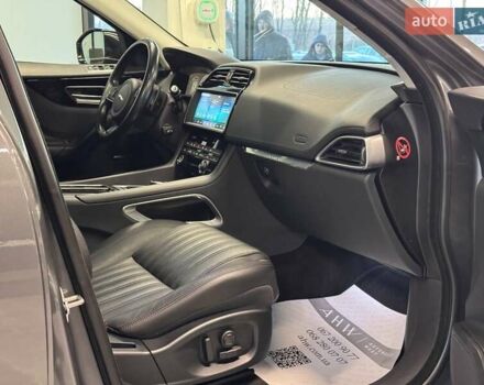 Серый Ягуар Ф-Пейс, объемом двигателя 2.99 л и пробегом 161 тыс. км за 25990 $, фото 36 на Automoto.ua