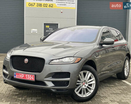 Сірий Ягуар Ф-Пейс, об'ємом двигуна 2 л та пробігом 171 тис. км за 17999 $, фото 1 на Automoto.ua