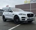 Сірий Ягуар Ф-Пейс, об'ємом двигуна 2 л та пробігом 118 тис. км за 22500 $, фото 1 на Automoto.ua