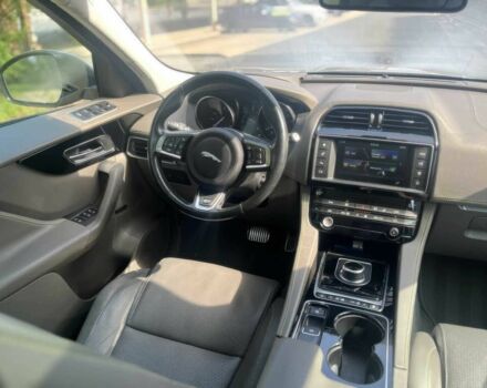 Ягуар Ф-Пейс 2017 у Києві на Automoto.ua Сірий Ягуар Ф-Пейс, об'ємом двигуна 3 л та пробігом 69 тис. км за 4900 $, фото 8 на Automoto.ua