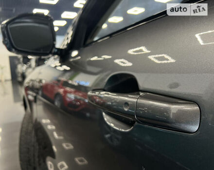 Серый Ягуар Ф-Пейс, объемом двигателя 3 л и пробегом 97 тыс. км за 35000 $, фото 13 на Automoto.ua