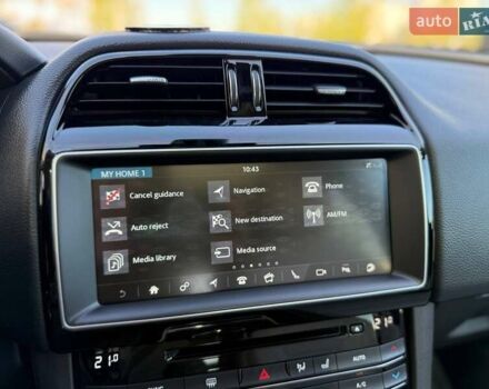 Ягуар Ф-Пейс 2017 у Києві на Automoto.ua Сірий Ягуар Ф-Пейс, об'ємом двигуна 2 л та пробігом 62 тис. км за 26990 $, фото 27 на Automoto.ua