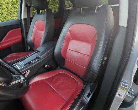 Серый Ягуар Ф-Пейс, объемом двигателя 2 л и пробегом 178 тыс. км за 22500 $, фото 19 на Automoto.ua