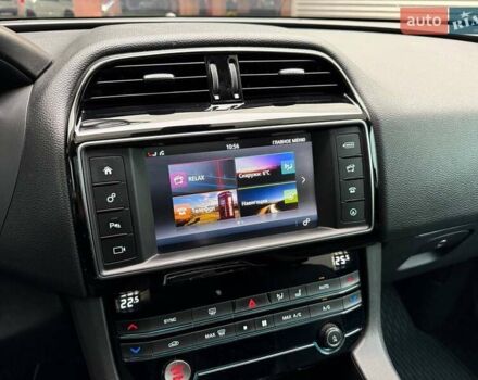 Сірий Ягуар Ф-Пейс, об'ємом двигуна 3 л та пробігом 147 тис. км за 22990 $, фото 23 на Automoto.ua