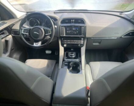 Ягуар Ф-Пейс 2017 у Києві на Automoto.ua Сірий Ягуар Ф-Пейс, об'ємом двигуна 3 л та пробігом 69 тис. км за 4900 $, фото 7 на Automoto.ua