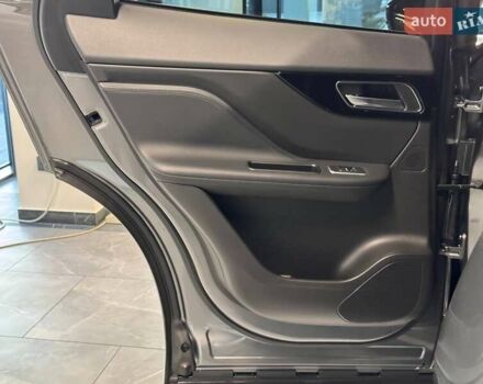 Серый Ягуар Ф-Пейс, объемом двигателя 2.99 л и пробегом 161 тыс. км за 25990 $, фото 30 на Automoto.ua