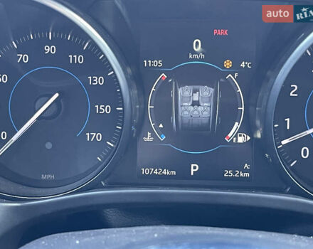 Сірий Ягуар Ф-Пейс, об'ємом двигуна 2 л та пробігом 108 тис. км за 24500 $, фото 19 на Automoto.ua