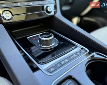 Ягуар Ф-Пейс 2017 у Києві на Automoto.ua Сірий Ягуар Ф-Пейс, об'ємом двигуна 2 л та пробігом 62 тис. км за 26990 $, фото 31 на Automoto.ua