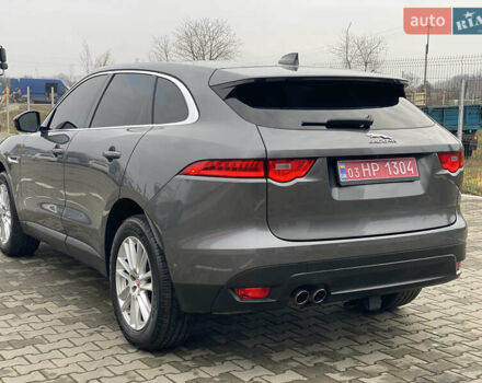 Сірий Ягуар Ф-Пейс, об'ємом двигуна 2 л та пробігом 171 тис. км за 17999 $, фото 9 на Automoto.ua