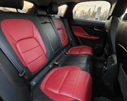 Серый Ягуар Ф-Пейс, объемом двигателя 2 л и пробегом 178 тыс. км за 22500 $, фото 24 на Automoto.ua