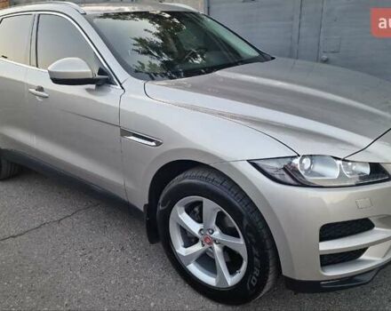 Серый Ягуар Ф-Пейс, объемом двигателя 2 л и пробегом 164 тыс. км за 25400 $, фото 16 на Automoto.ua