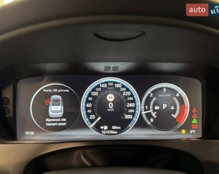 Серый Ягуар Ф-Пейс, объемом двигателя 2.99 л и пробегом 161 тыс. км за 25990 $, фото 21 на Automoto.ua