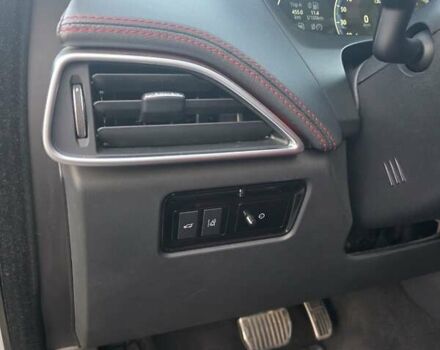 Серый Ягуар Ф-Пейс, объемом двигателя 2 л и пробегом 178 тыс. км за 22500 $, фото 16 на Automoto.ua