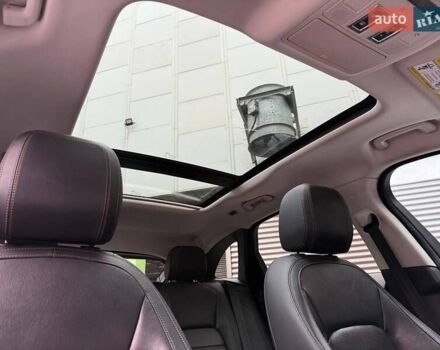Сірий Ягуар Ф-Пейс, об'ємом двигуна 3 л та пробігом 147 тис. км за 22990 $, фото 15 на Automoto.ua