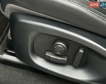 Сірий Ягуар Ф-Пейс, об'ємом двигуна 3 л та пробігом 108 тис. км за 19999 $, фото 43 на Automoto.ua